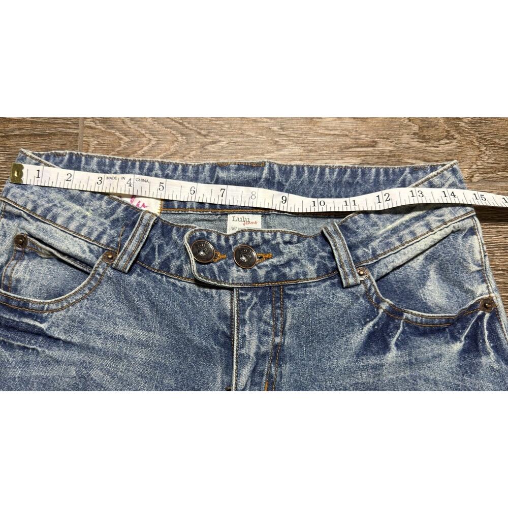 Lulu Jeans Womens Long Denim Shorts Culottes Bermuda Size 29 Distressed Y2K - Picture 7 of 10